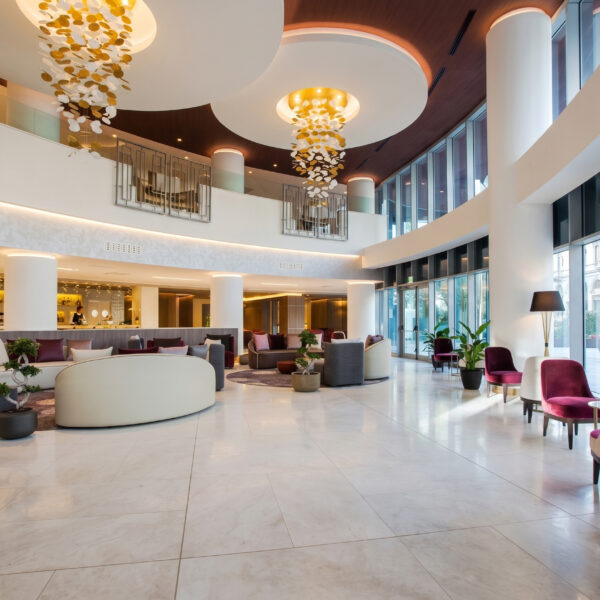 Hilton_2